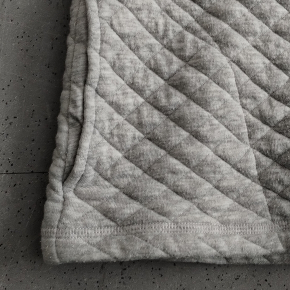 Avalanche Outdoor Supply Co Gray quarter Button quilted Pullover Sweater Girl M - Picture 8 of 15